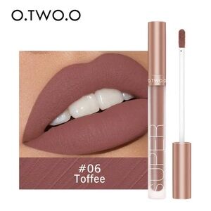 O.TWO.O Honey Whisper Velvet Matte Lip Gloss new in box